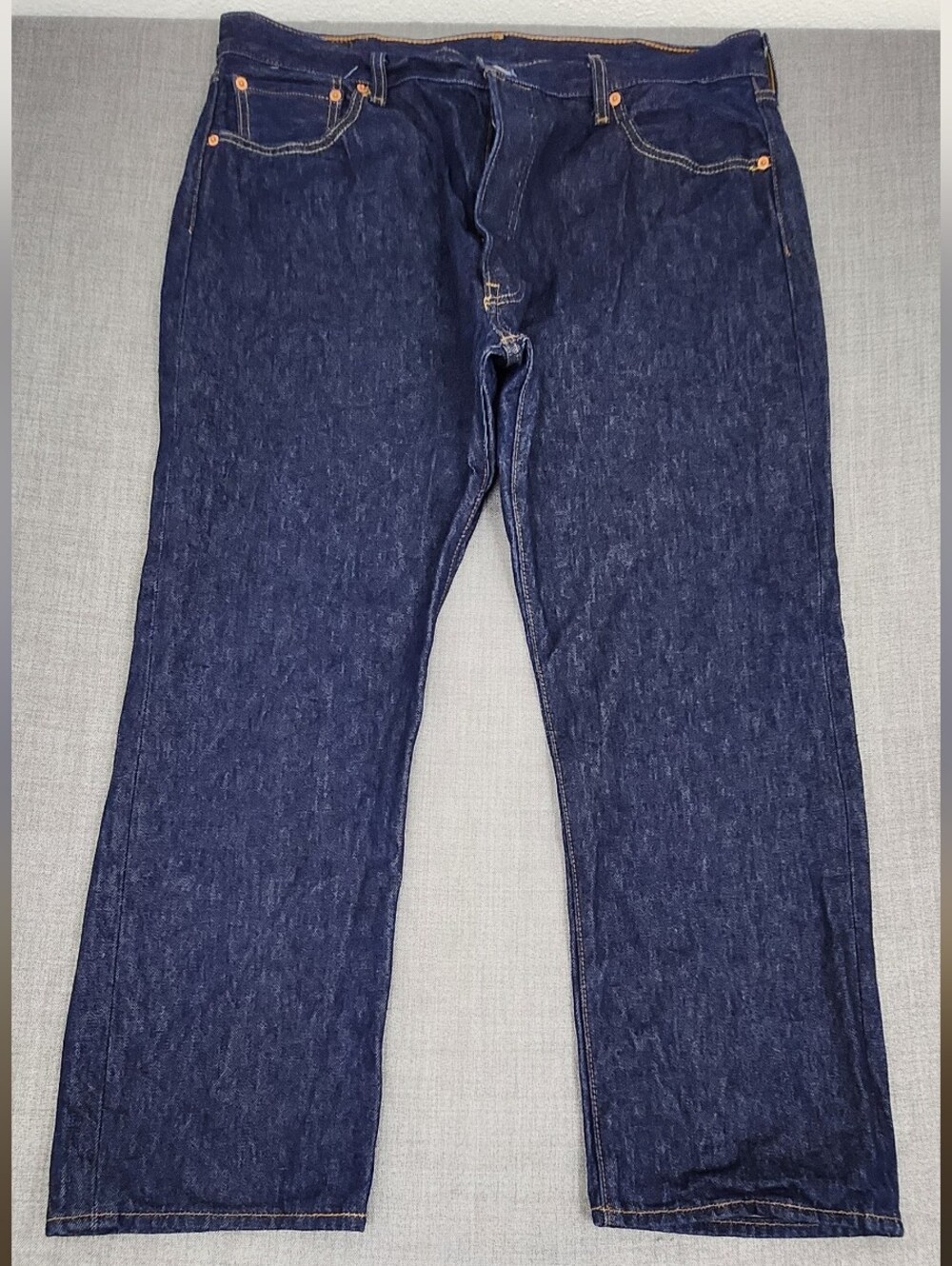 Levis 501 Button Fly Dark Wash 100% Cotton Denim Jeans.  40 × 30